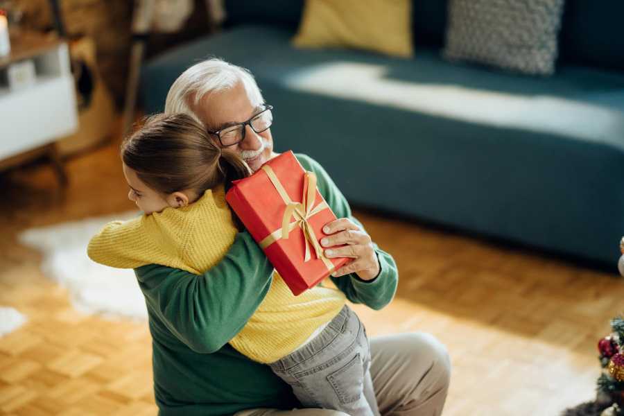 What Do Grandparents Give for a Baptism Gifts?